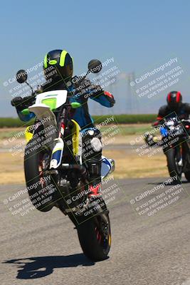 media/Jun-18-2023-Lets Ride (Sun) [[c6e4a777ea]]/A Group/2pm (Wheelie Bump)/